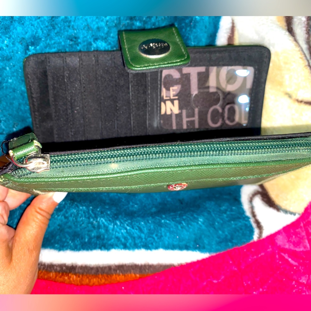 Kenneth Cole Reaction Wallet. - Picture 7 of 12